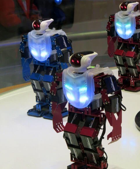 robot-action-figure